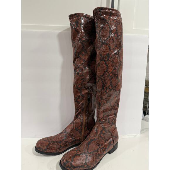 ShoeDazzle Reena Brown Snake Tall Boots Flat Knee High Faux Snakeprint Y2K 9.5 - Picture 10 of 11
